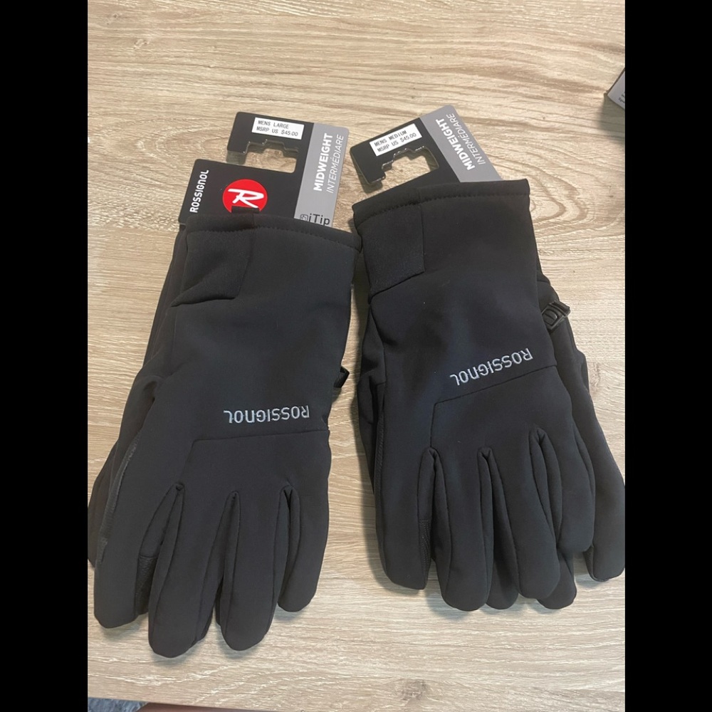 Rossignol warm, soft, water resistant mens gloves